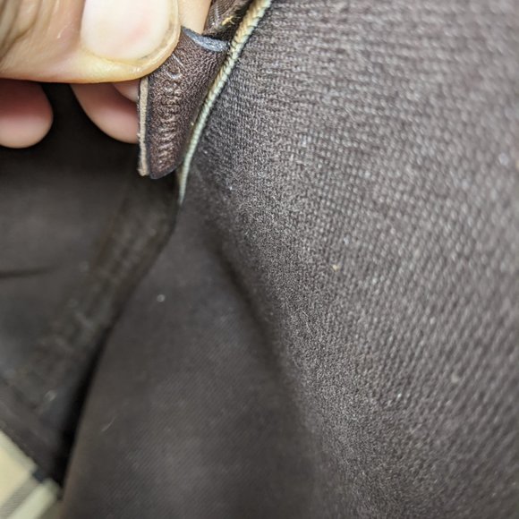 authentic BURBERRY Beige Leather Shoulder Bag - Picture 10 of 16